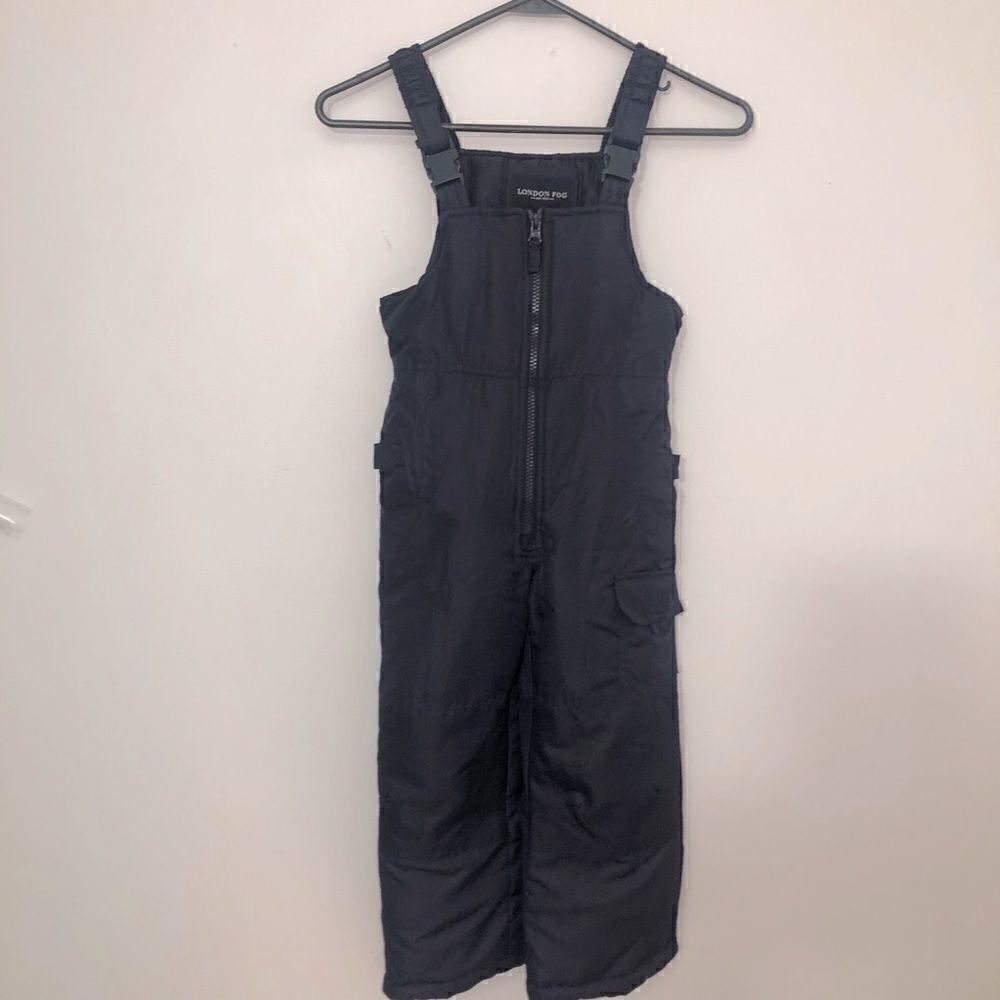 Excellent London Fog Unisex Navy Size S/4 Snow bibs!